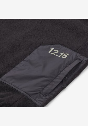 Twelvesixteen 12.16 Vest in Black