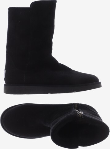 UGG Dress Boots in 36,5 in Black: front
