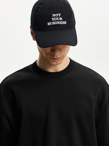 Bershka Tričko - Čierna