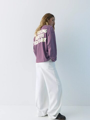 Tricou de la Pull&Bear pe roșu