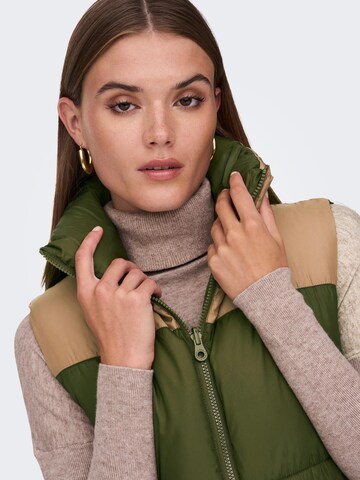 Gilet 'Ricky' di ONLY in verde