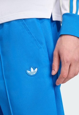 Effilé Pantalon 'Real Madrid Terrace Icons' ADIDAS ORIGINALS en bleu