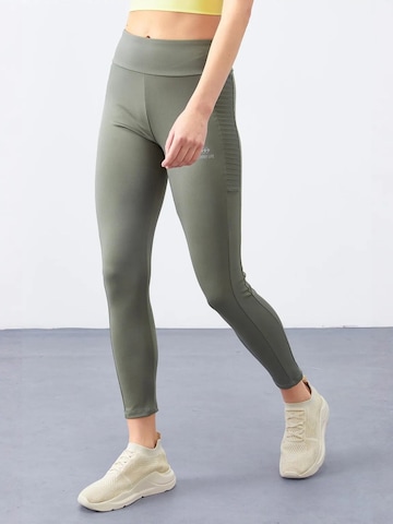 Skinny Leggings di Tommy Life in verde