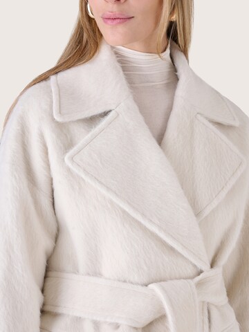 Manteau mi-saison 'Cissy' Camomilla Italia en blanc
