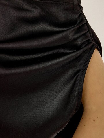Hiccup Blusenbody in Schwarz