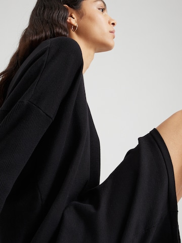 Robes en maille 'Mila' SAINT TROPEZ en noir