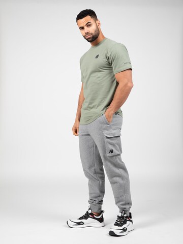 Tapered Pantaloni cargo 'Hudson' di Gorilla Wear in grigio