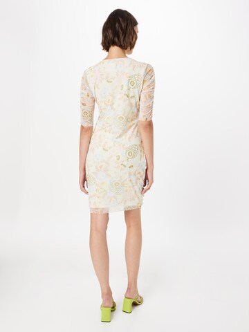 Ted Baker - Vestido 'AINYA' en amarillo