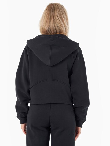 Organication Sweatjacke in Schwarz