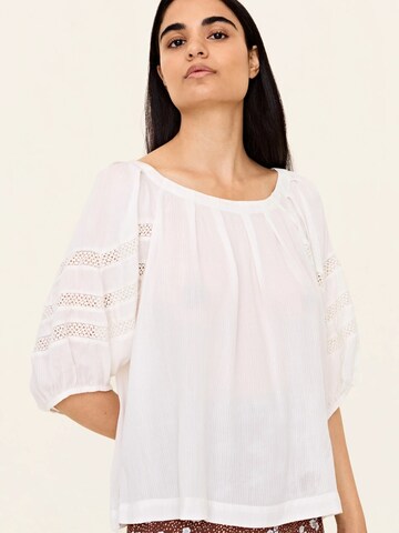 Odd Molly Blouse 'Leftovers' in White: front