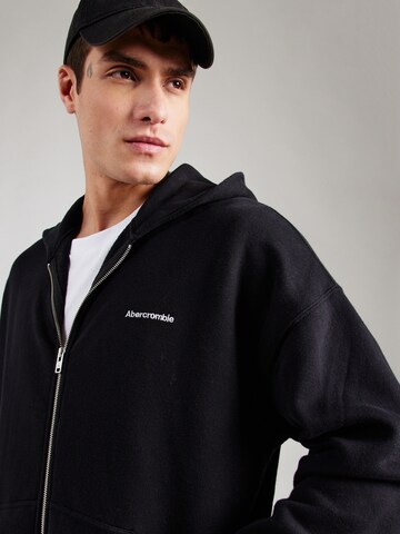 Abercrombie & Fitch Суичъри с качулка в черно