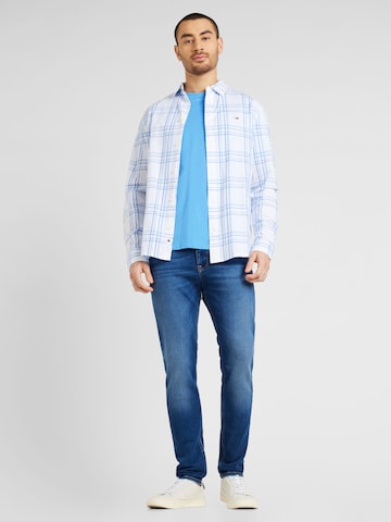 Tommy Jeans - Ajuste regular Camisa en blanco