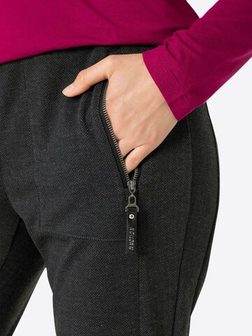 TIMEZONE Tapered Pants in Grey