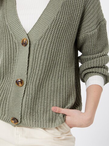 Hailys Strickjacke 'Kim' in Grün