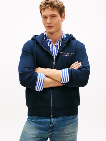 TOMMY HILFIGER Sweatjacke in Blau: Vorderseite