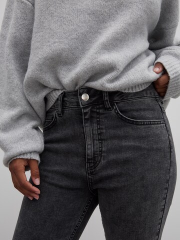 Slimfit Jeans di RÆRE by Lorena Rae in grigio