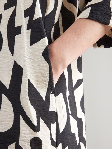 s.Oliver Blusekjole i beige