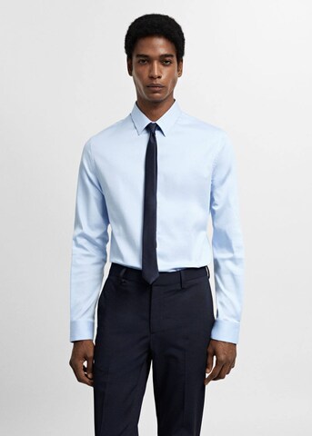 Coupe slim Chemise MANGO MAN en bleu : devant