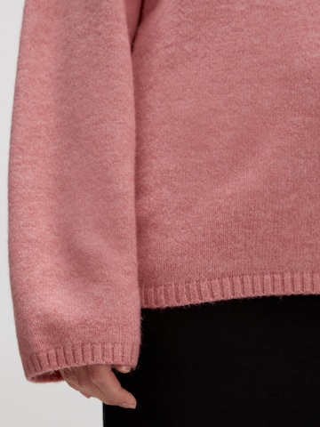 EDITED Sweater 'Urielle' in Pink