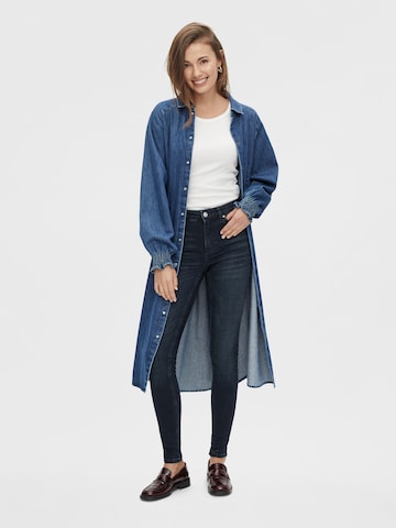 PIECES Skinny Jeans 'Delly' in Blauw