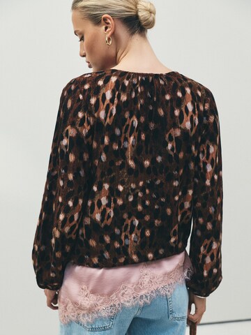 Next Bluse i brun