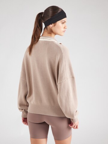 Pullover sportivo di Aim'n in beige