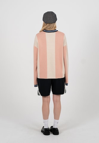 Pullover 'Overdrive' di Prohibited in rosa