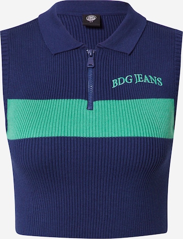 BDG Urban Outfitters Sweter w kolorze niebieski: przód