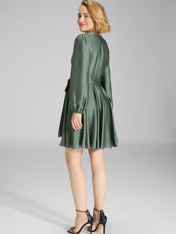 SWING Рокля за коктейл в зелено