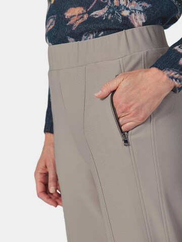 Regular Pantalon Goldner en gris