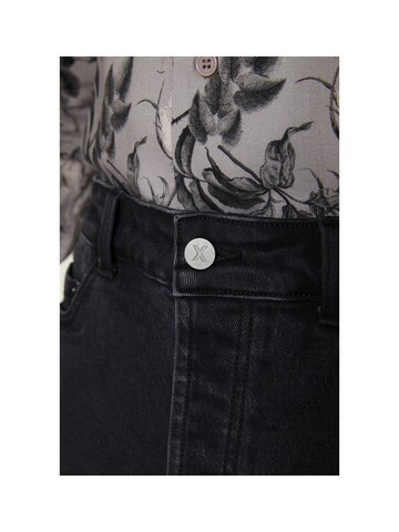 DAN FOX APPAREL Regular Jeans 'Halil' i svart