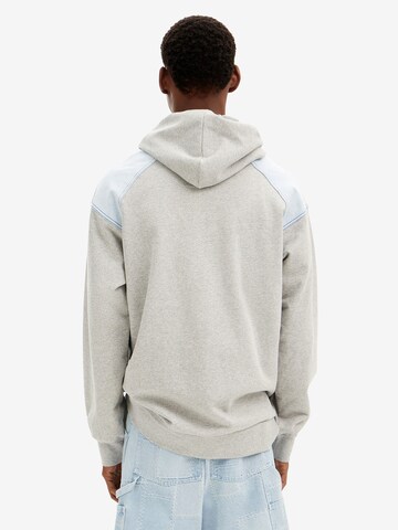 Desigual Sweatshirt in Grau