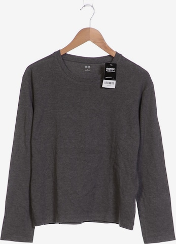 UNIQLO Sweatshirt & Zip-Up Hoodie in S in Grey: front