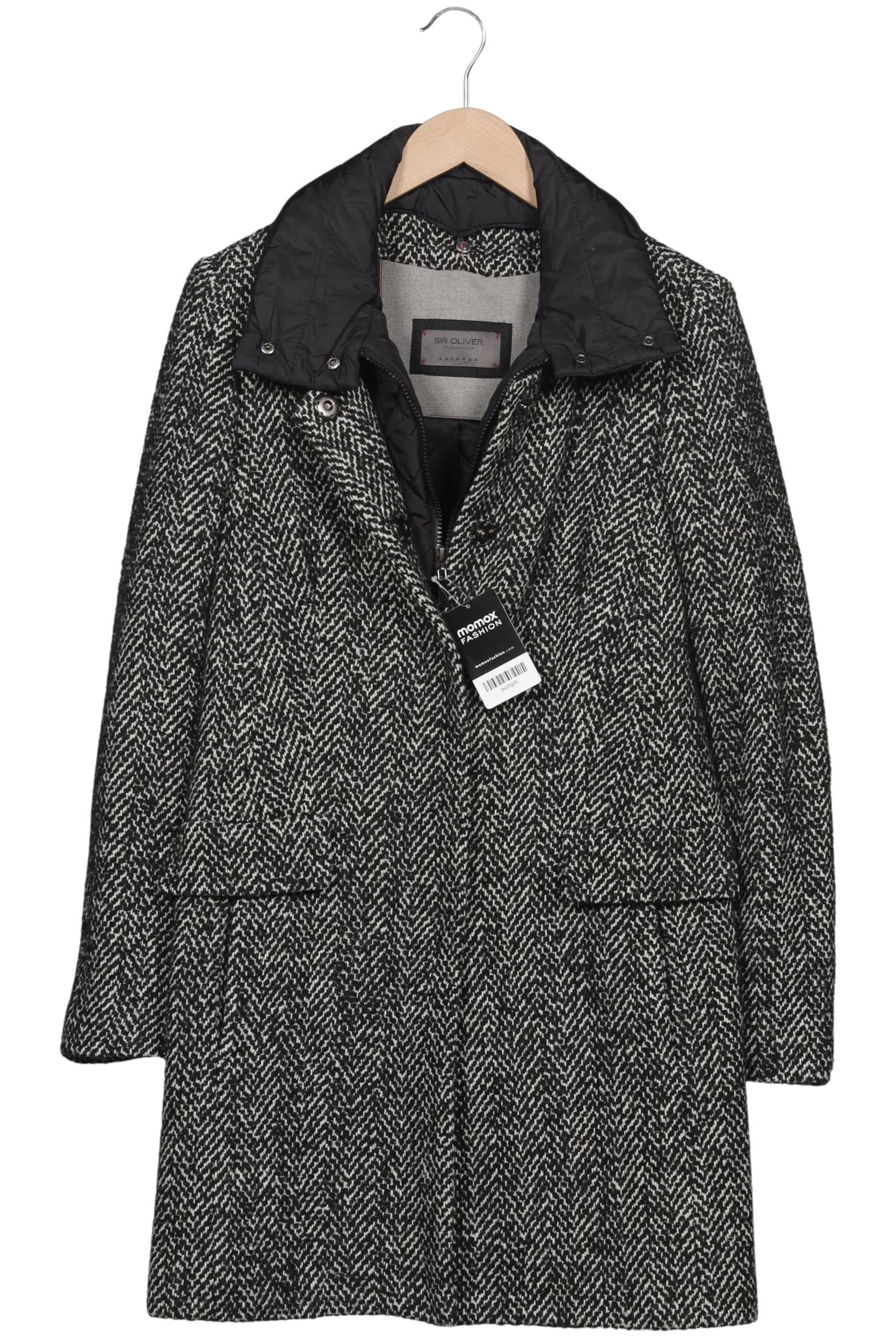 s.Oliver Jacket & Coat in M in Grey: front