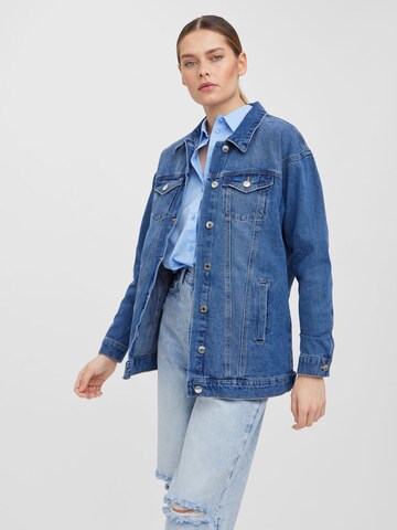 Veste mi-saison 'Olivia' VERO MODA en bleu : devant