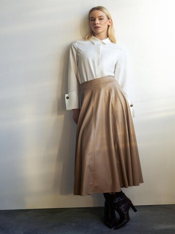 Jupe Touche Prive en beige