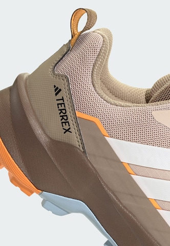 Chaussure basse 'Skychaser AX5' ADIDAS TERREX en marron