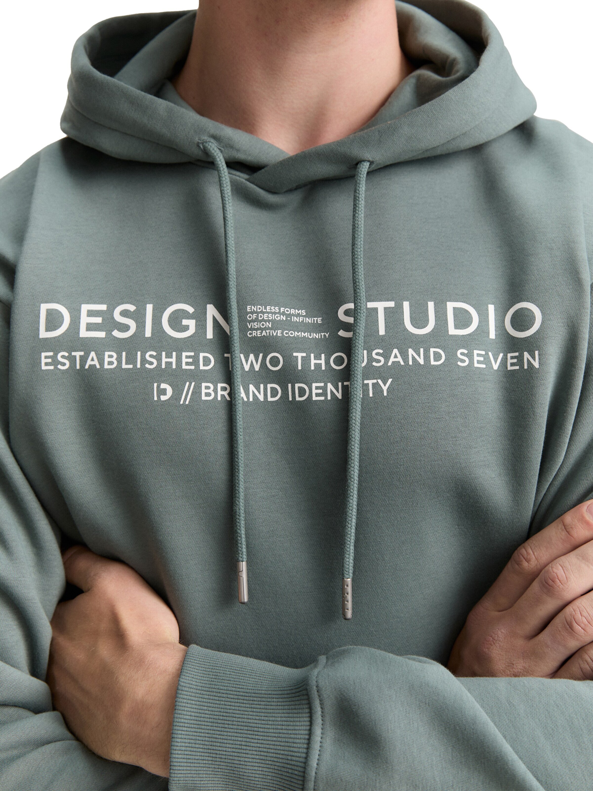 TOM TAILOR DENIM Sweatshirt in Green