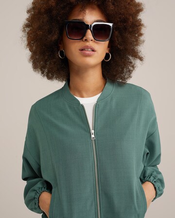 WE Fashion Between-season jacket in Green
