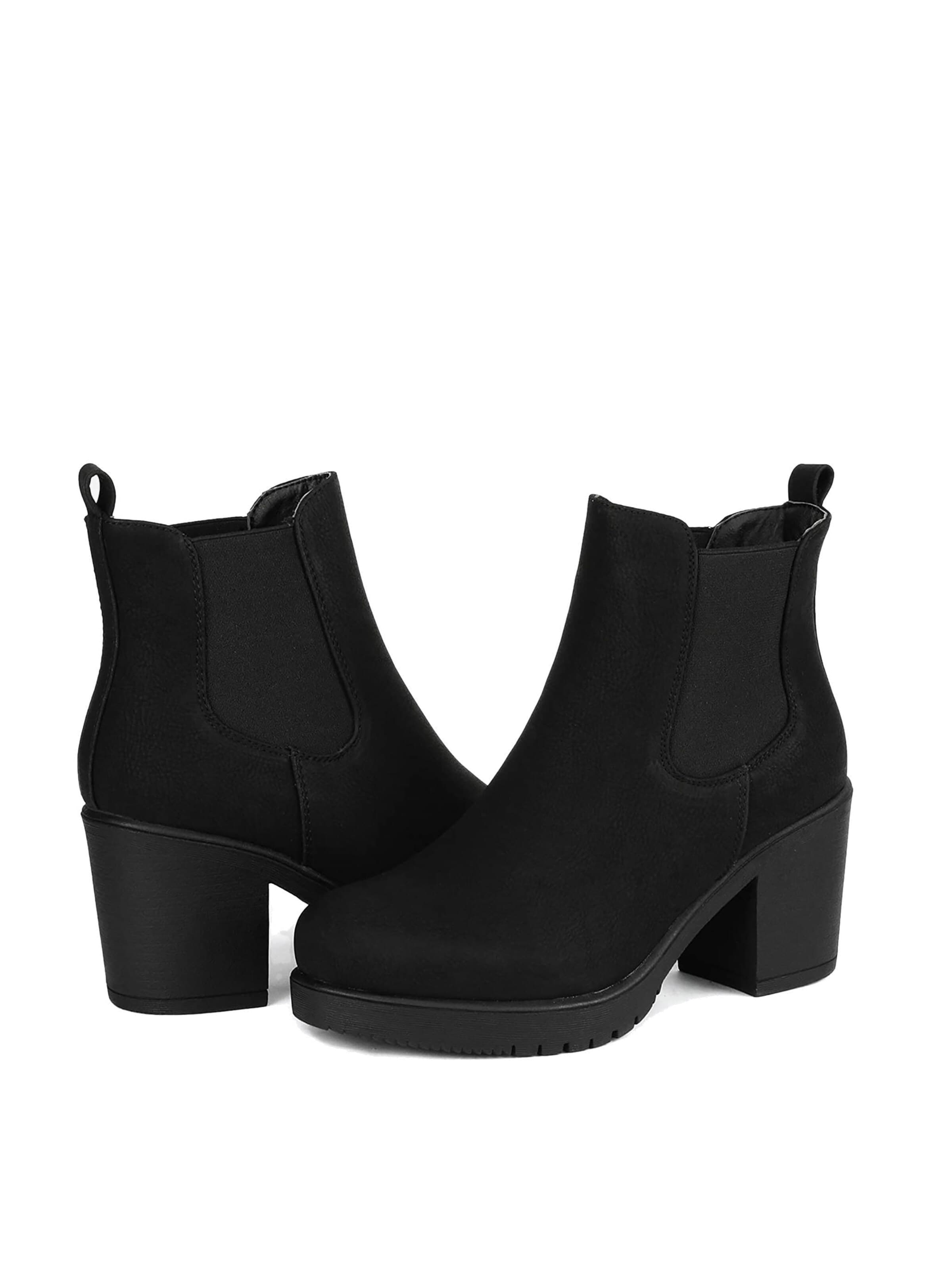 Dream Pairs Boots in Black