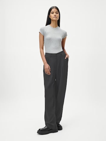Wide Leg Pantalon à pince 'Chelsea' LeGer by Lena Gercke en gris