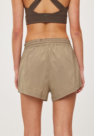 rethinkit studios Regular Shorts 'Petra' in Beige