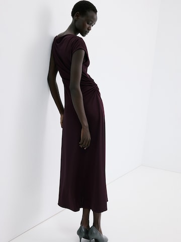 Rochie 'ARLET' de la MANGO pe roșu