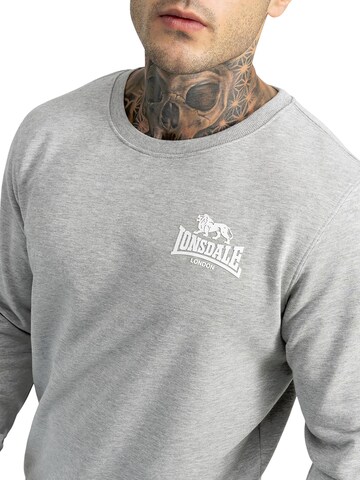 LONSDALE Sweatshirt 'Longridge' in Grey
