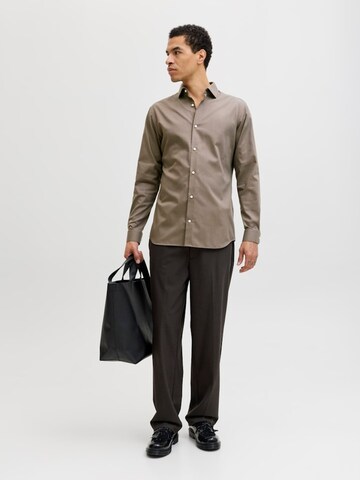 JACK & JONES Comfort fit Button Up Shirt 'parker' in Brown