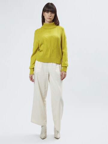 Influencer Pullover in Gelb