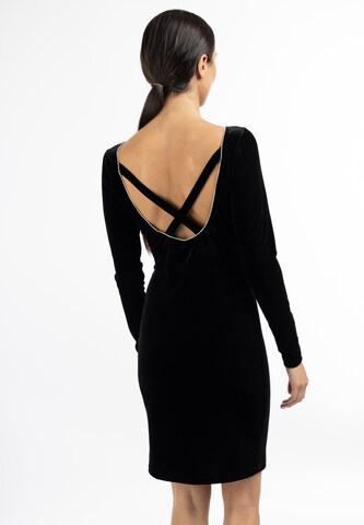 Robe de cocktail faina en noir