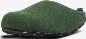 Pantoufle 'Wabi' CAMPER en vert : devant