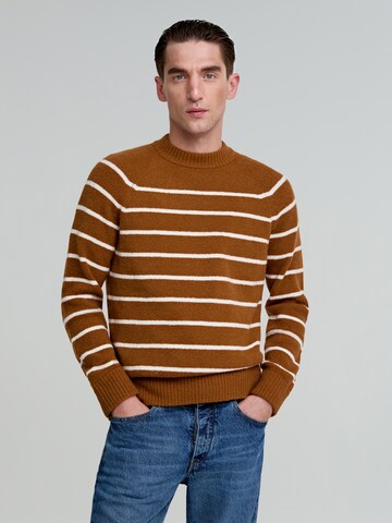 Scalpers Sweater in Brown
