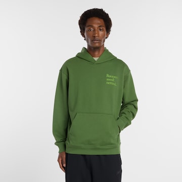 Sweat-shirt 'Athletics Runners Arent Normal' new balance en vert : devant